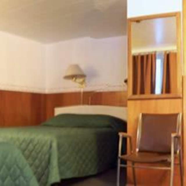 Friendly Store & Motel